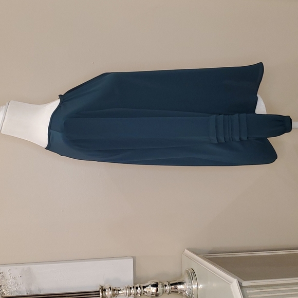 πHPπAnn Taylor NWT Size Med Green Long Sleeve Top w/ Front Button Detail! π - Picture 6 of 13